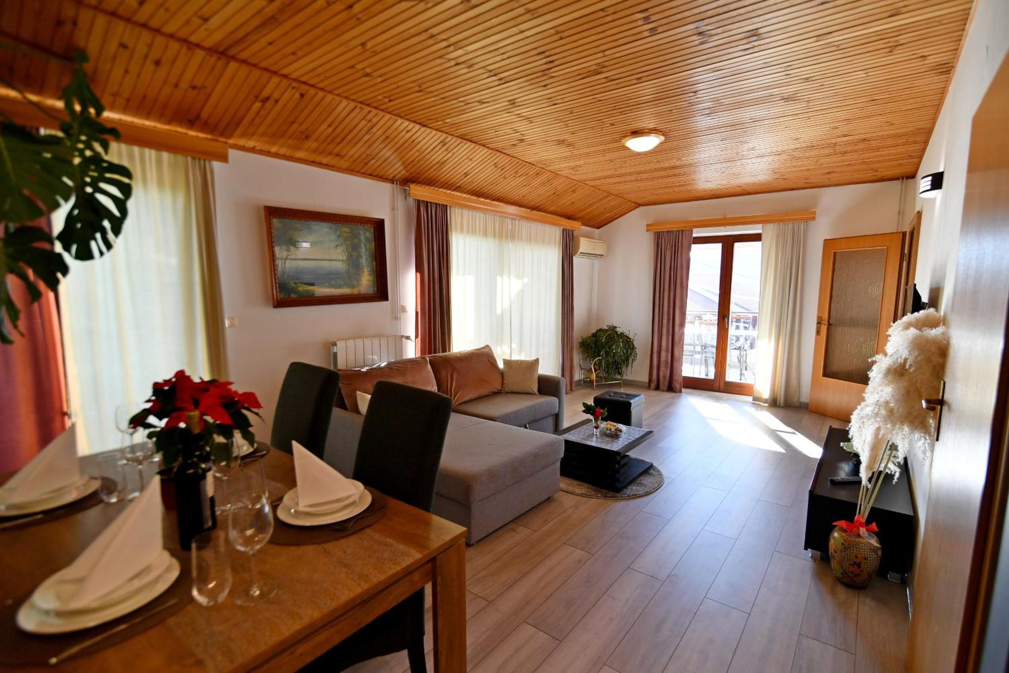Apartments Peric أوباتيا المظهر الخارجي الصورة